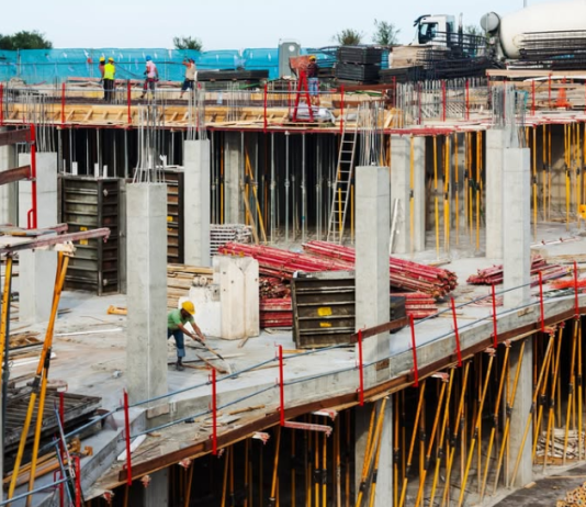 ANAF – fraudă de peste 5 milioane de lei identificată în tranzacții cu firme fantomă la o societate din domeniul construcții din București