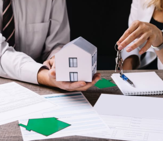ANAF – nereguli în declarațiile fiscale ale unei firme de servicii imobiliare din Brașov, descoperite de inspectorii antifraudă